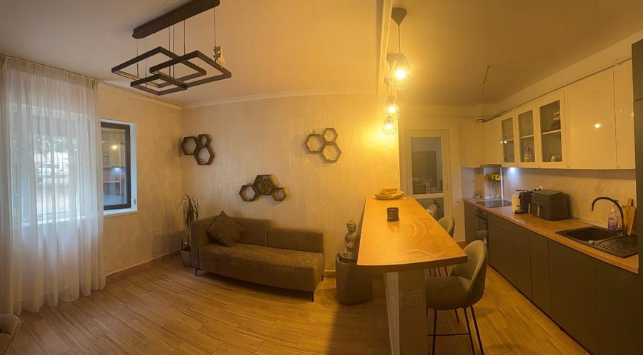 Apartament cu 3 camere decomandat, mobilat în Militari