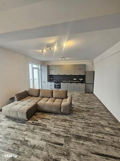 Apartament cu 2 camere decomandat în Lazaret