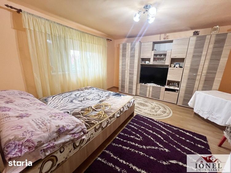 Casă cu 5 camere cu Teren 435 Mp în Vințu de Jos