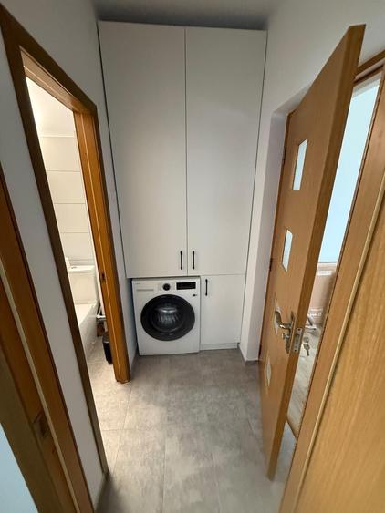 Apartament cu 2 camere decomandat în Podu Roș
