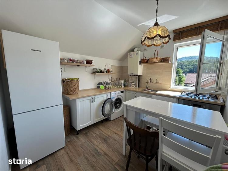 Apartament cu 2 camere, mobilat în Cristian