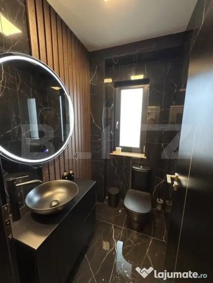 Apartament cu 3 camere semidecomandat în Dej
