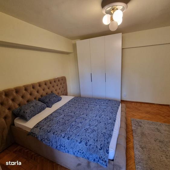 Unirii Bulevard colt cu Nerva Traian, ap. 2 camere pregatit pt mutare - 15