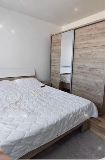 Apartament cu 3 camere decomandat în Ultracentral