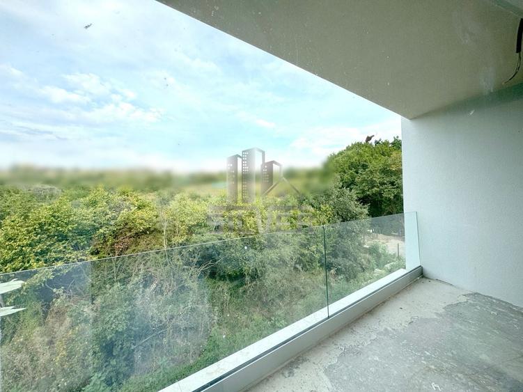 Duplex cu 4 camere cu Canalizare în Câmpului