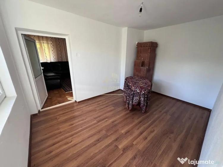 Casă cu 3 camere cu Teren 1709 Mp în Mățău