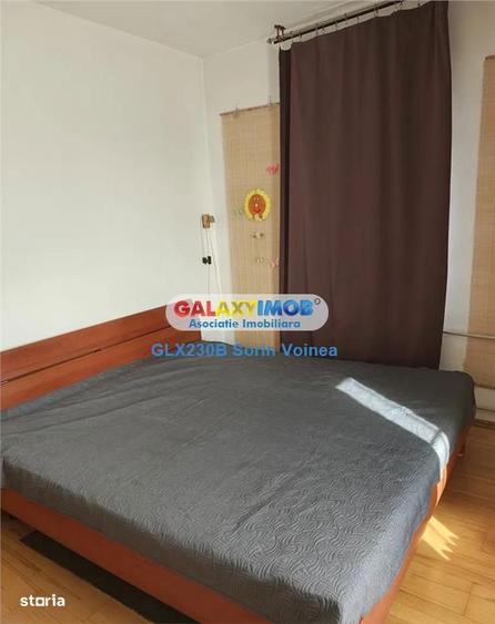 Apartament cu 3 camere semidecomandat în Văcăresti