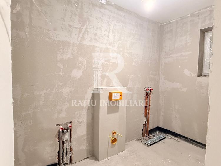 Casă individuală cu 4 camere cu Canalizare în Sântandrei