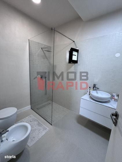 Casă cu 4 camere cu Teren 2100 Mp în Viișoara