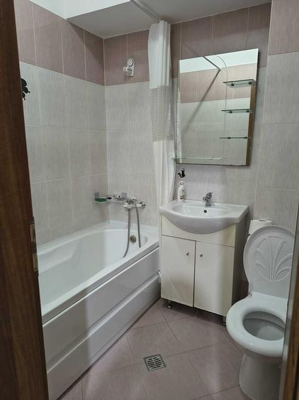 Apartament cu 2 camere semidecomandat în Tătărași