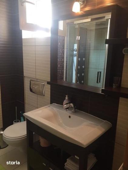 Casă cu 4 camere cu Teren 160 Mp în Central