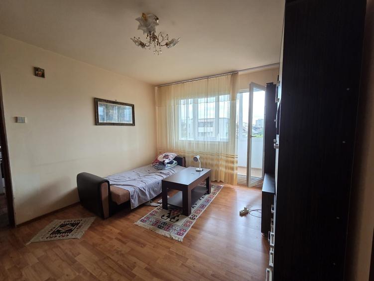 Apartament cu 2 camere semidecomandat în Astra