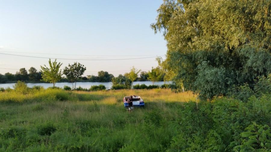 Teren intravilan de 1372 mp, în Sud-Est