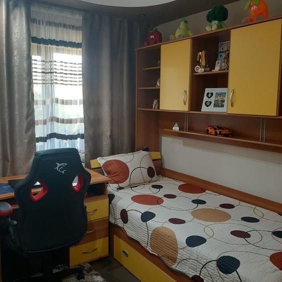 Apartament cu 2 camere decomandat în Micro 9