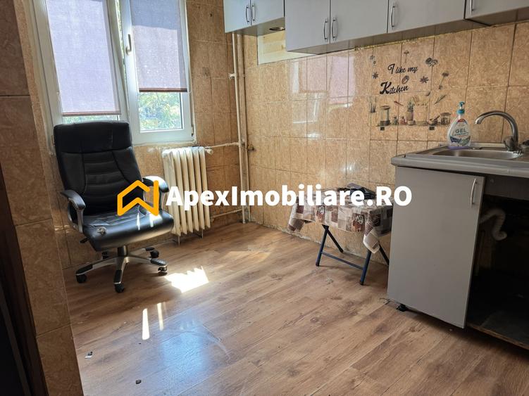 Apartament cu 2 camere decomandat în Rahova