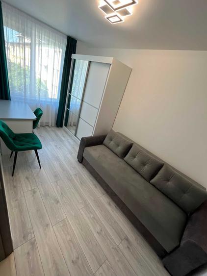 Apartament cu 3 camere decomandat în Ultracentral