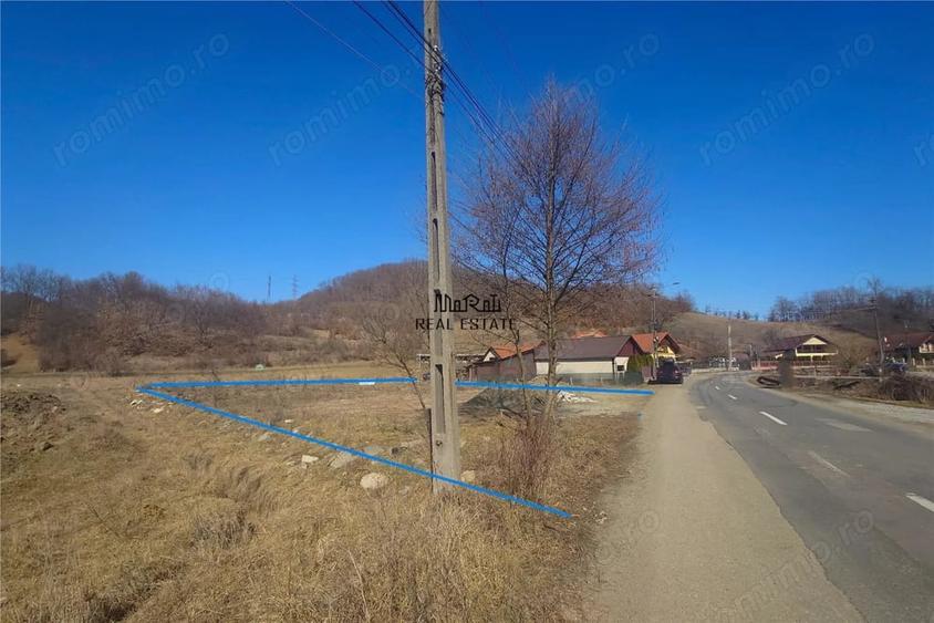 Teren de 1588 mp, în Brad