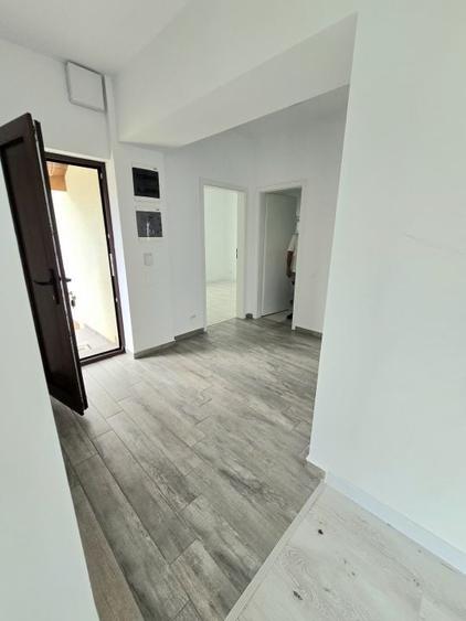 Casă individuală cu 3 camere cu Canalizare în Balotești