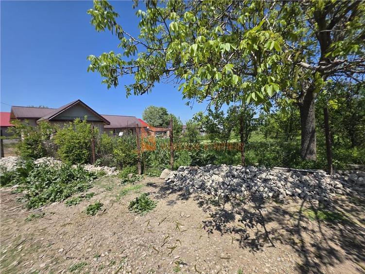 Teren agricol intravilan de 1113 mp, în Gălbinași