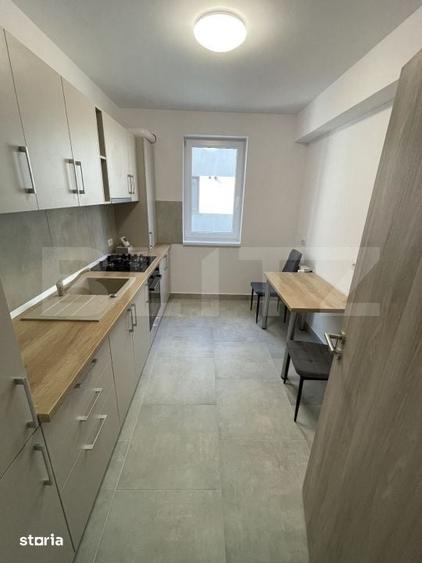Apartament cu 2 camere decomandat în Tractorul
