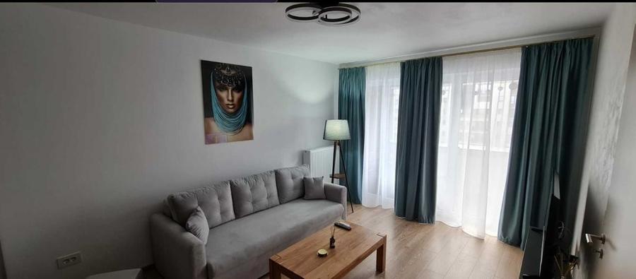 Apartament cu 2 camere decomandat, mobilat în Tractorul