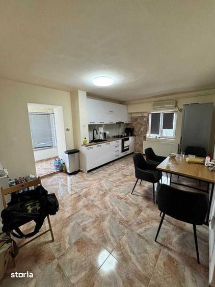 Vanzare ,apartament cu 3 camere central - 2