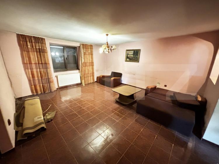 Casă cu 3 camere cu Teren 200 Mp în Central