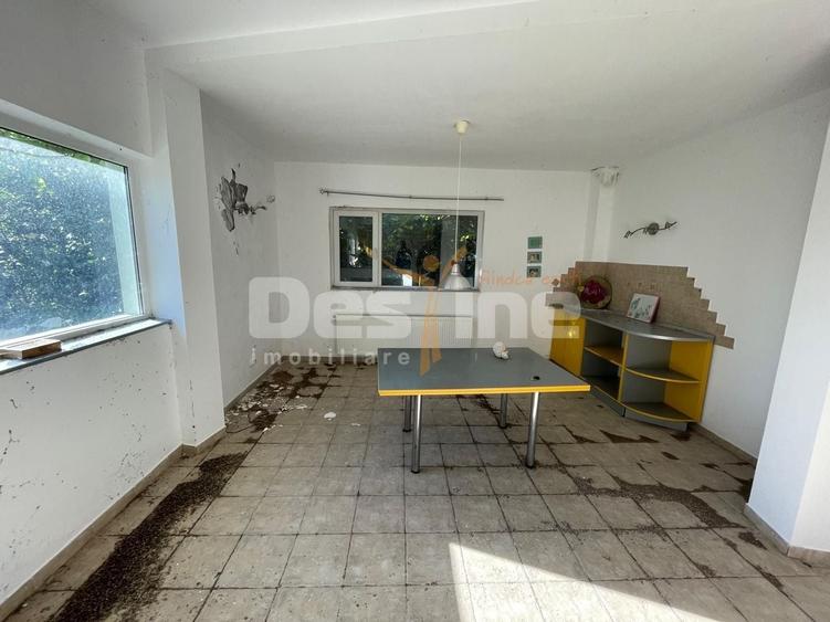 Casă individuală cu 5 camere cu Canalizare în Săftica