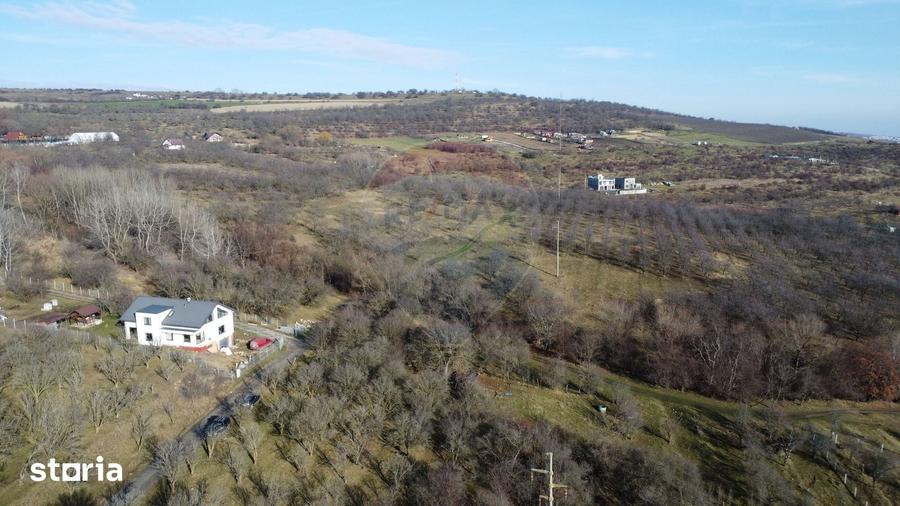 Teren de 20146 mp, în Dâmbul Rotund