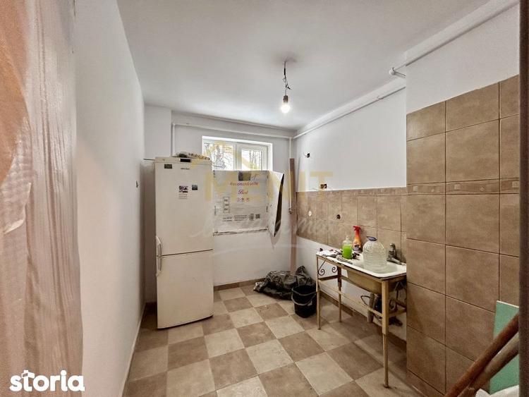Apartament cu 3 camere semidecomandat în Nord