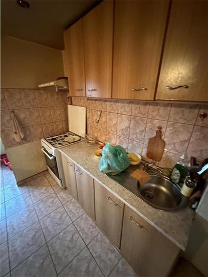 Apartament cu 2 camere decomandat în Lipovei