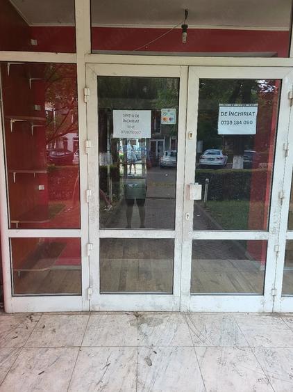 Spațiu comercial, de 50 mp, în Ultracentral