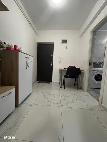 Garsonieră decomandată în Podu Roș