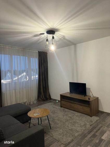 Apartament cu 2 camere decomandat în Eroii Revoluției