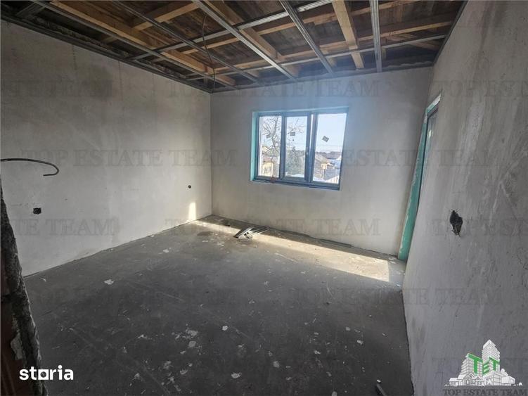 Casă cu 4 camere cu Teren 464 Mp în Joița