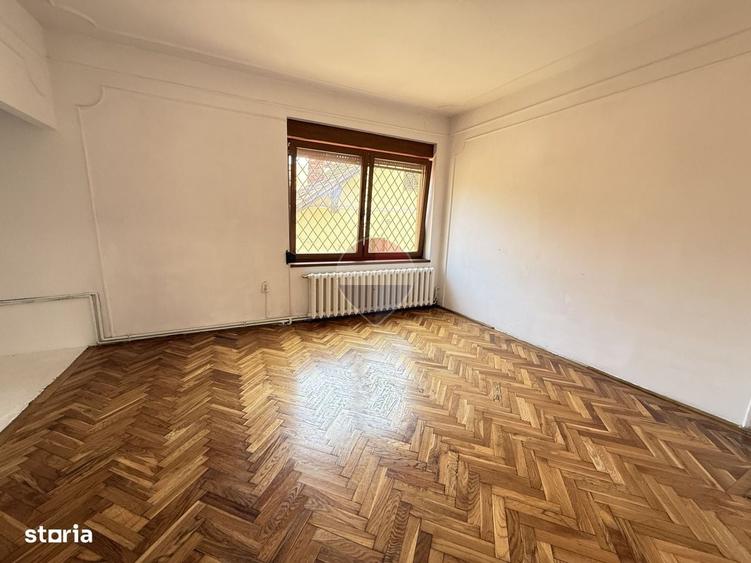 Casă cu 4 camere cu Teren 200 Mp în Grigorescu
