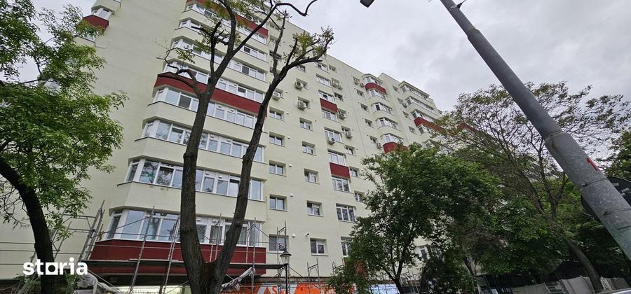 Apartament cu 4 camere în Berceni