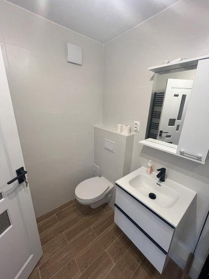 Apartament cu 2 camere decomandat, mobilat în Crângași