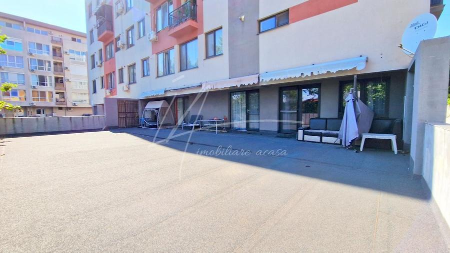 Apartament cu 5 camere circular, mobilat în Prelungirea Ghencea
