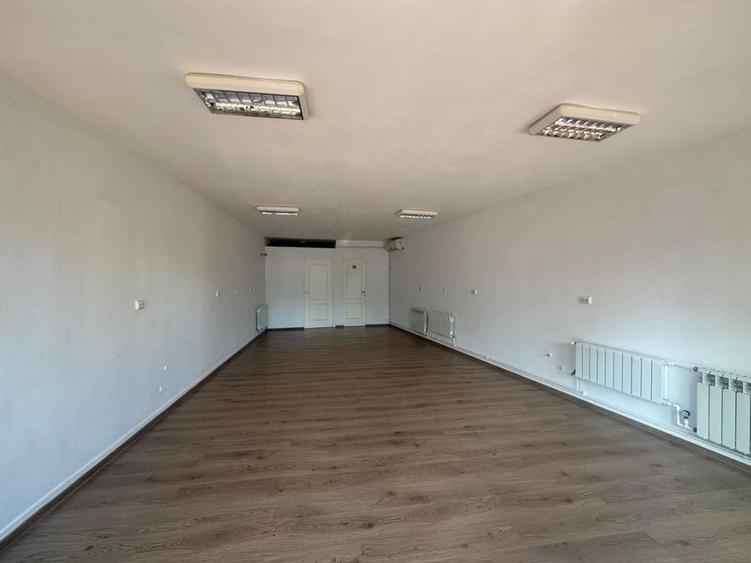 Spațiu comercial, de 50 mp, în Exterior Vest