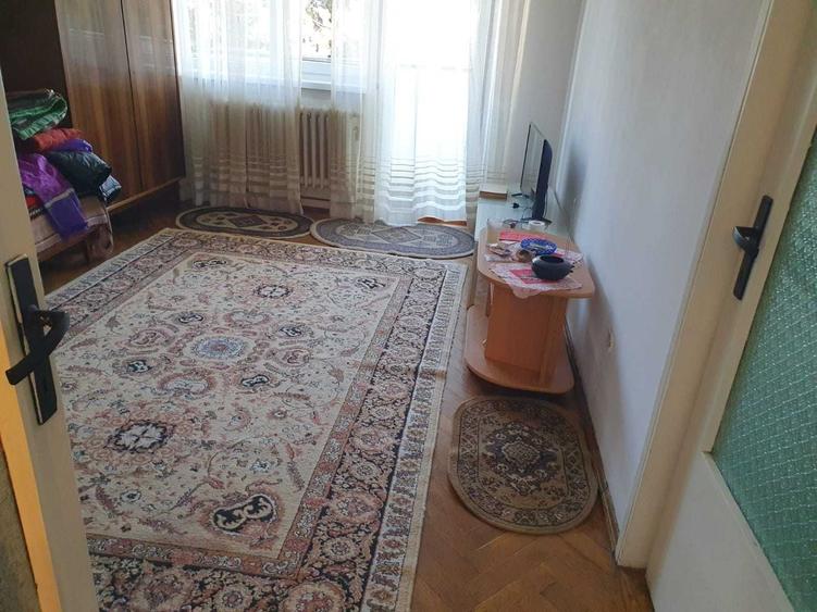 Apartament cu 2 camere decomandat în Florești