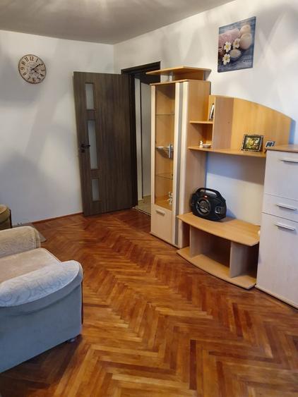 Apartament cu 2 camere nedecomandat în Satu Nou