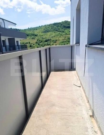 Apartament cu 2 camere semidecomandat în Florești