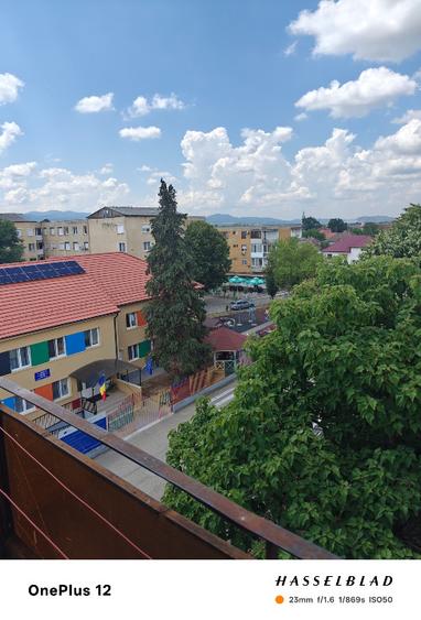 Apartament 2 camere de vânzare – Beiuș | Balcon generos | Vedere spre dealurile  - 1