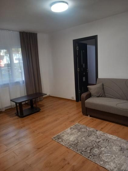Apartament cu 2 camere în 7 Noiembrie