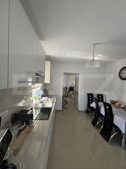 Casă individuală cu 5 camere cu Canalizare în Exterior Est