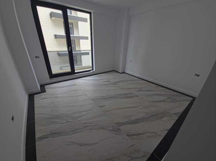 Apartament cu 3 camere decomandat în Tomis Plus
