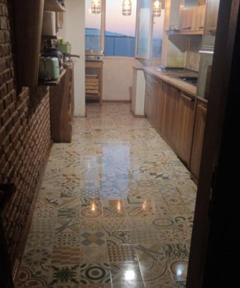Apartament cu 4 camere decomandat în Titulescu
