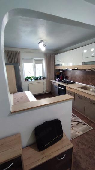 Apartament 3 camere de inchiriat - 1