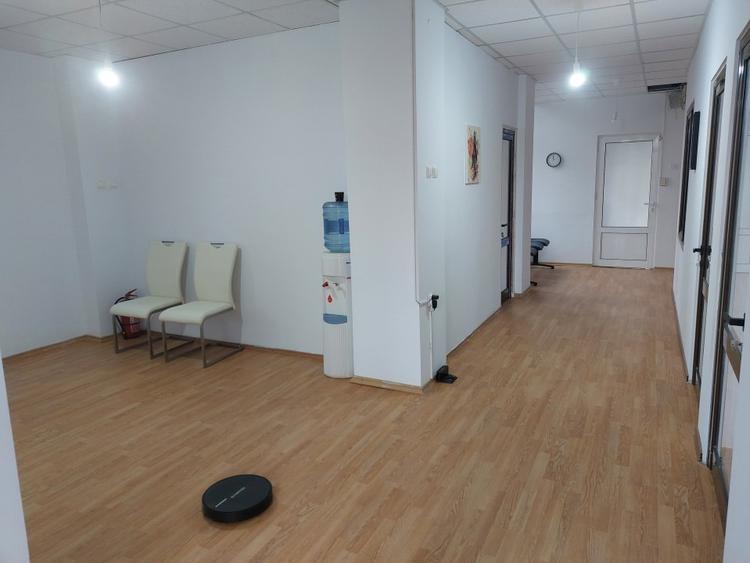 Birou, 18 mp în Craiovei